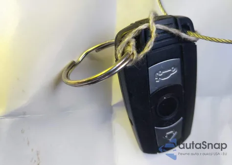 2014 BMW X1 Sdrive28I z USA, uszkodzony, nr VIN WBAVM1C55EVW48285